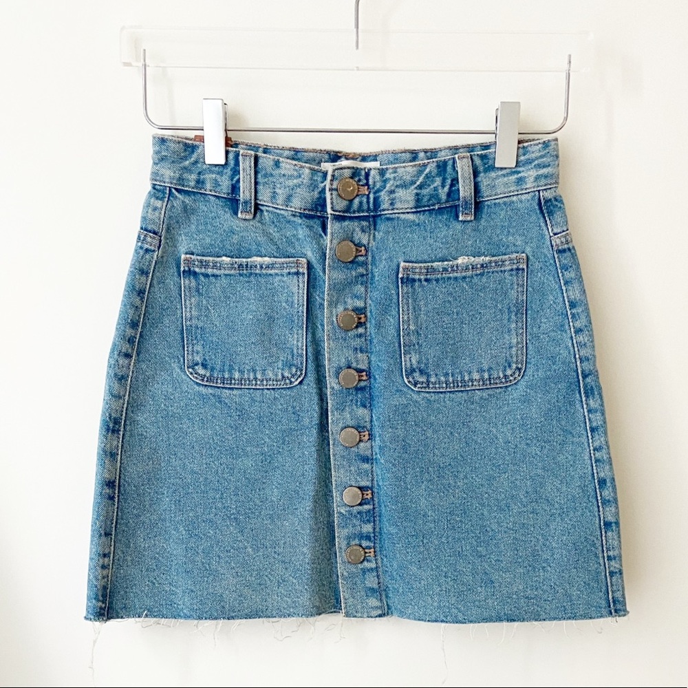 Zara cutoff button up denim skirt size XS